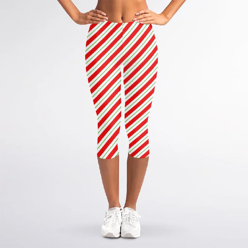 Christmas Candy Cane Stripe Print Women's Capri Leggings Comfortable Classic Yoga Leggings