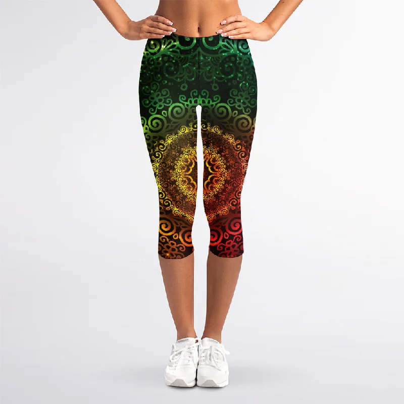 Colorful Gradient Mandala Print Women's Capri Leggings Elegant Velvet Leggings