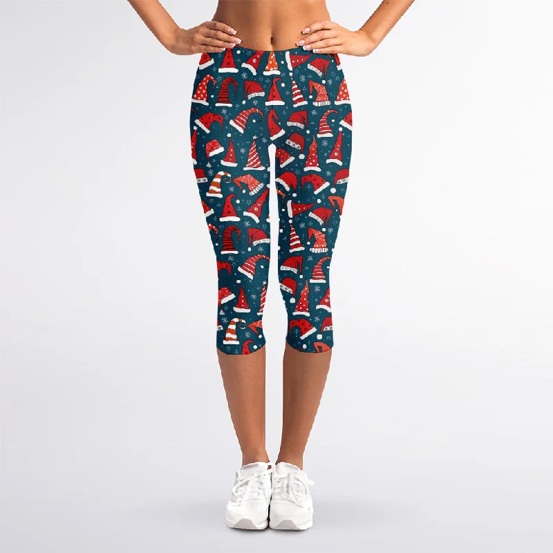 Christmas Santa Hats Pattern Print Women's Capri Leggings Comfortable Wide-Band Leggings