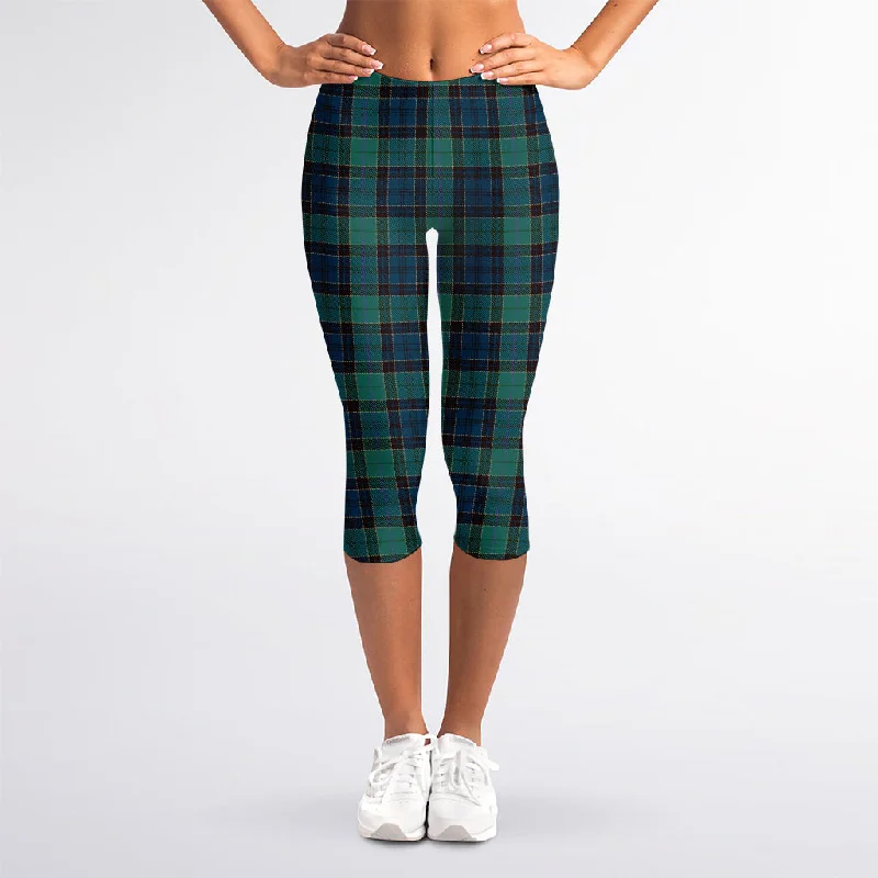 Clan Campbell Tartan Pattern Print Women's Capri Leggings Stylish Winter-Ready Leggings