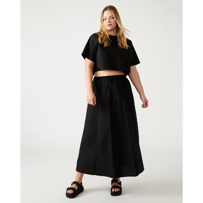 Sunny Skirt Black low waist skirt